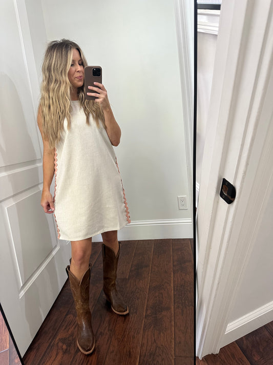 Wave detail shift dress - cream