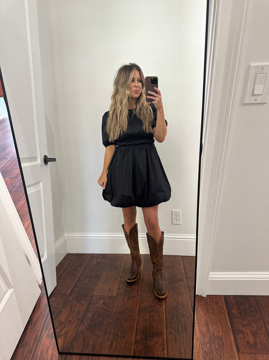 Puff sleeve holiday dress